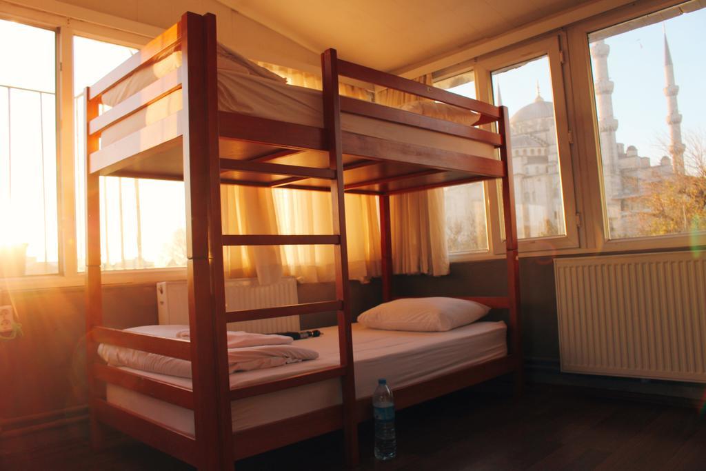 Nobel Hostel Istanboel Kamer foto